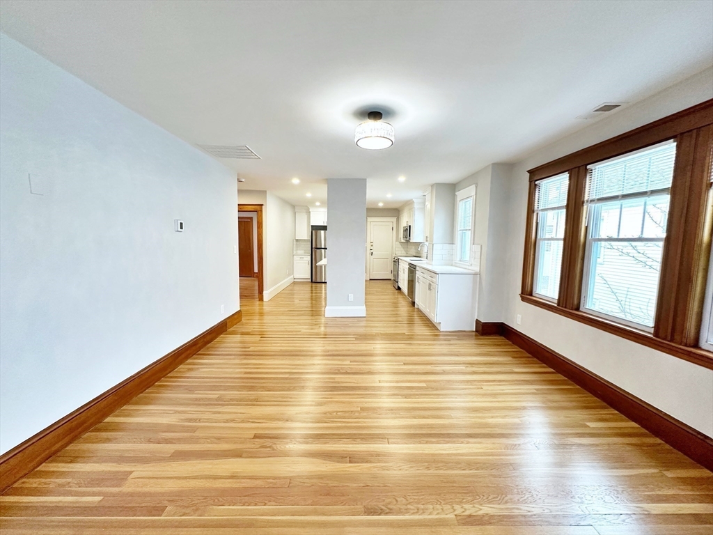 75 Governor Winthrop Road Somerville, MA 02145 - Photo 13 of 35