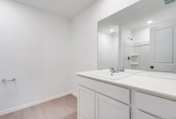 $1,825 | 3335 Gingham, Converse, TX 78109