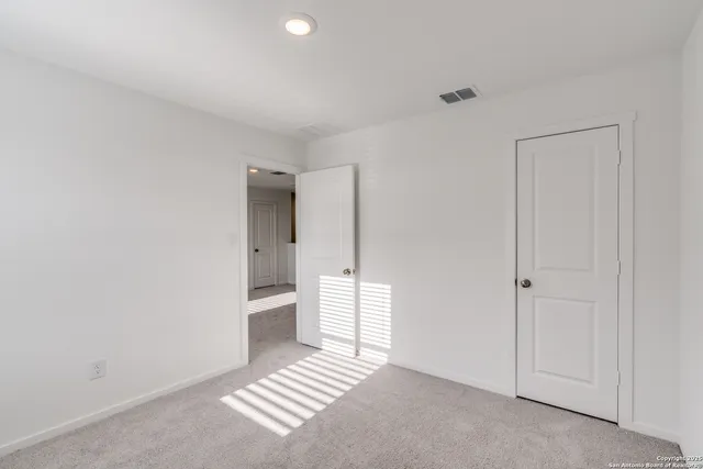 $1,950 | 3335 Gingham, Converse, TX 78109