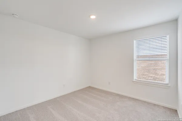 $1,825 | 3335 Gingham, Converse, TX 78109