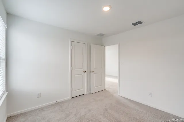 $1,950 | 3335 Gingham, Converse, TX 78109