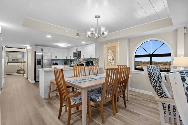 $700,000 | 6100 North Ocean Boulevard, Unit 901, North Myrtle Beach, SC 29582