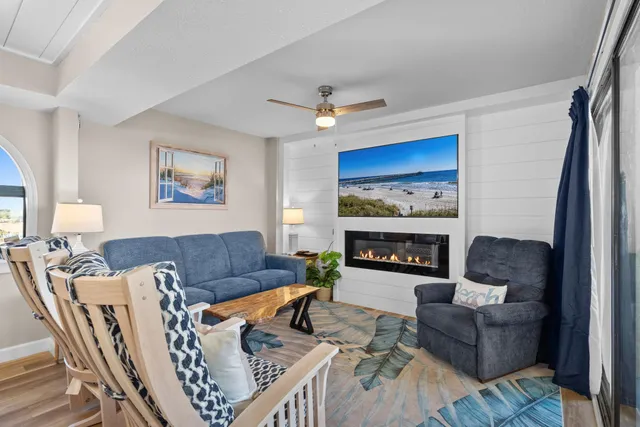 $700,000 | 6100 North Ocean Boulevard, Unit 901, North Myrtle Beach, SC 29582