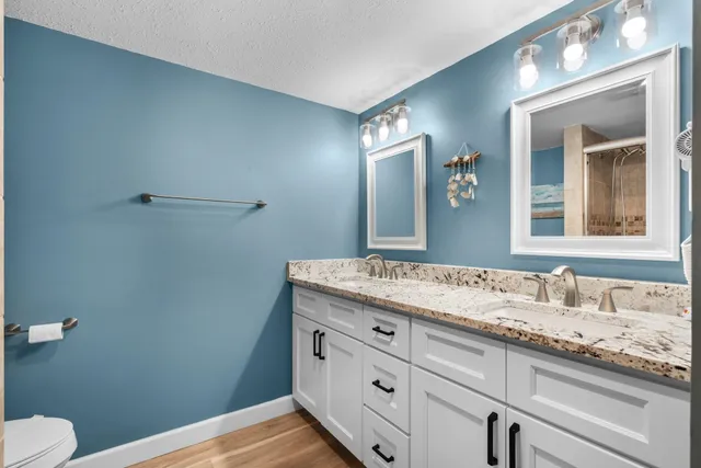 $700,000 | 6100 North Ocean Boulevard, Unit 901, North Myrtle Beach, SC 29582