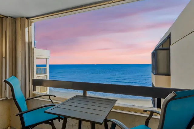 $700,000 | 6100 North Ocean Boulevard, Unit 901, North Myrtle Beach, SC 29582