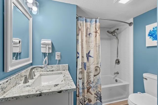 $700,000 | 6100 North Ocean Boulevard, Unit 901, North Myrtle Beach, SC 29582