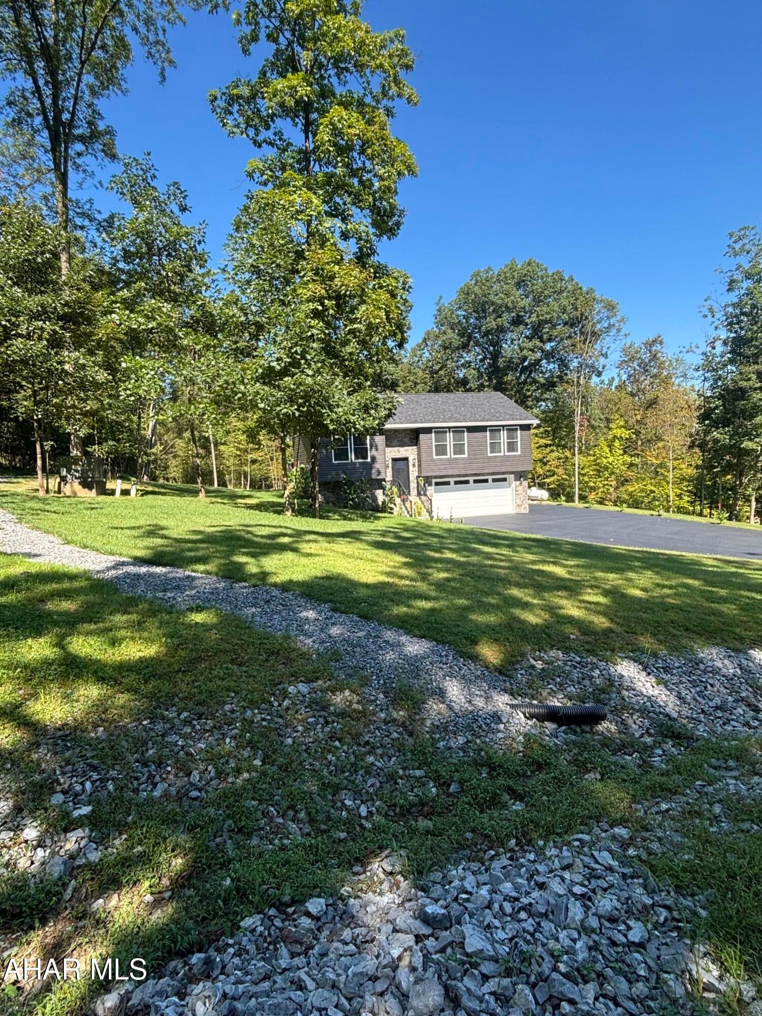 222 Dogwood Road Tyrone, PA 16686 - Photo 33 of 38 Gallery Image 33