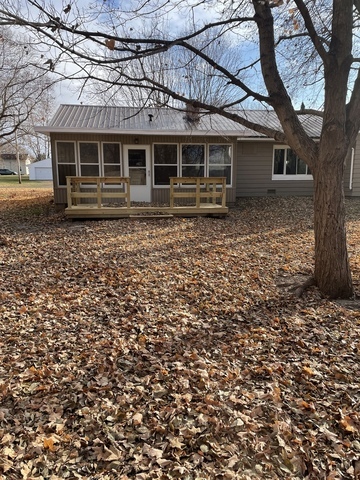 619 South Reed Street Sheffield, IL 61361 - Photo 2 of 17