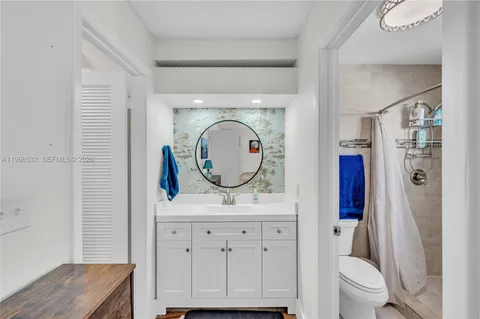 $925,000 | 7018 Southwest 53rd Lane, Miami, FL 33155