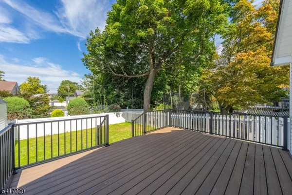 $775,000 | 132 Thelma Terrace, Linden, NJ 07036