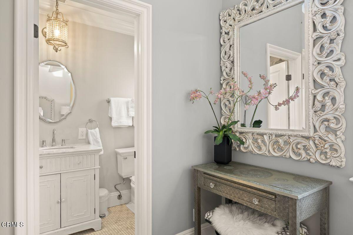 5115 Amalfi Way Oxnard, CA 93035 - Photo 19 of 32 Bathroom 2