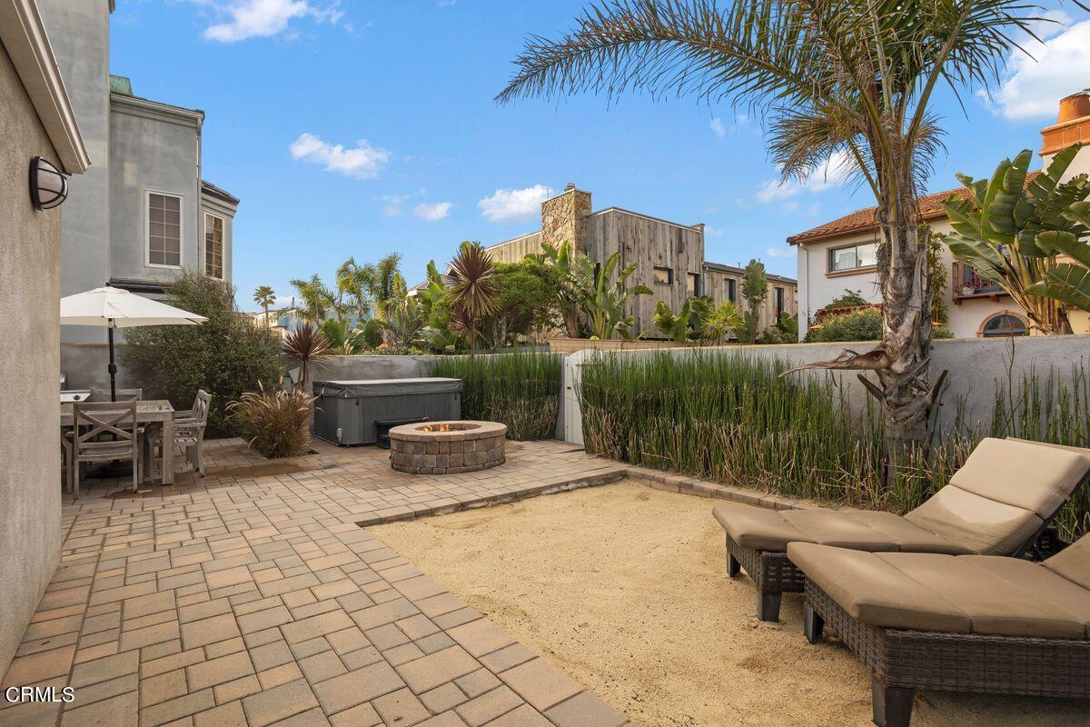 5115 Amalfi Way Oxnard, CA 93035 - Photo 20 of 32 Backyard