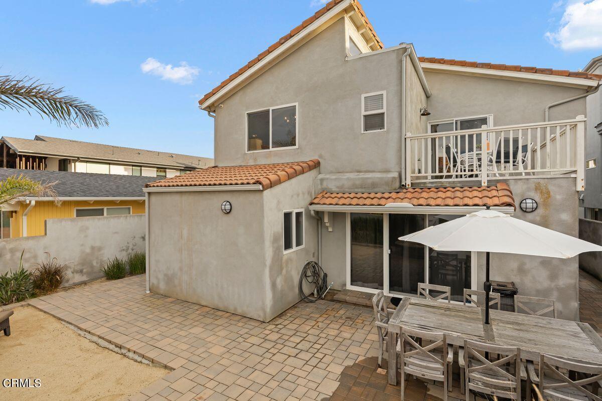 5115 Amalfi Way Oxnard, CA 93035 - Photo 23 of 32 Backyard