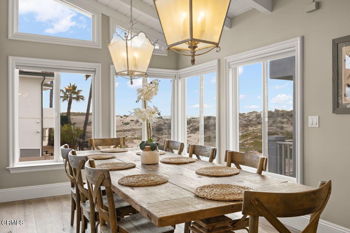 5115 Amalfi Way Oxnard, CA 93035 - Photo 8 of 32 Dining Room