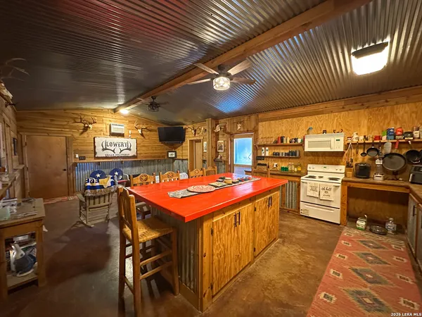 $775,000 | 3888 C R 321, San Diego, TX 78384