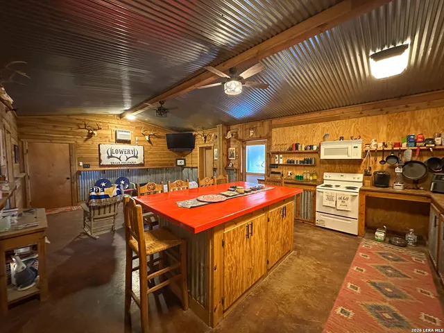 $775,000 | 3888 C R 321, San Diego, TX 78384