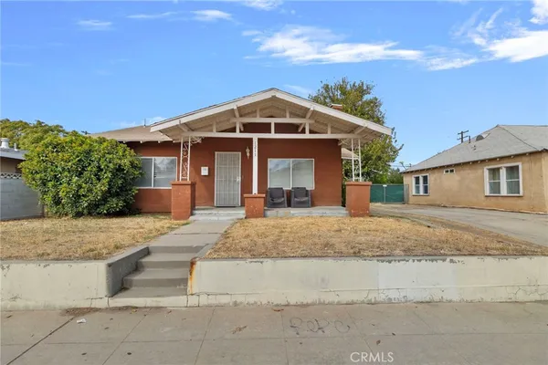 $278,000 | 1211 East Clinton Avenue, Fresno, CA 93704
