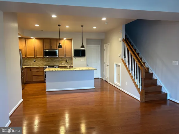 $3,000 | 910 Hall Station Drive, Unit 106, Bowie, MD 20721