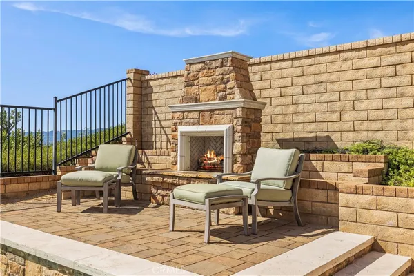 $1,099,000 | 28838 Coal Mountain Court, Valencia, CA 91354
