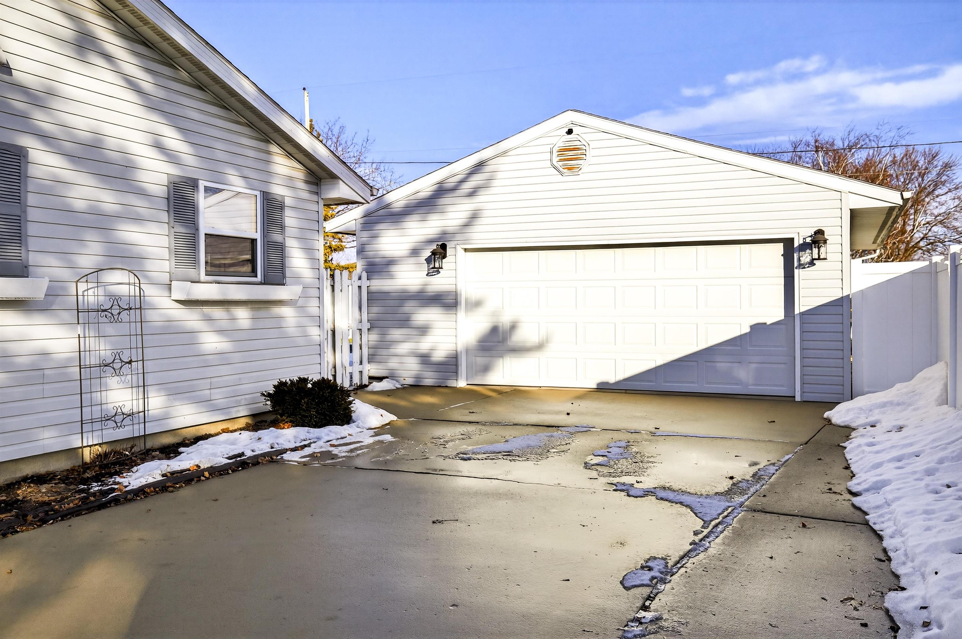 1128 East Layton Avenue Appleton, WI 54915 - Photo 41 of 48