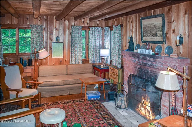 $549,500 | 21 Deepwood Drive, Ticonderoga, NY 12883