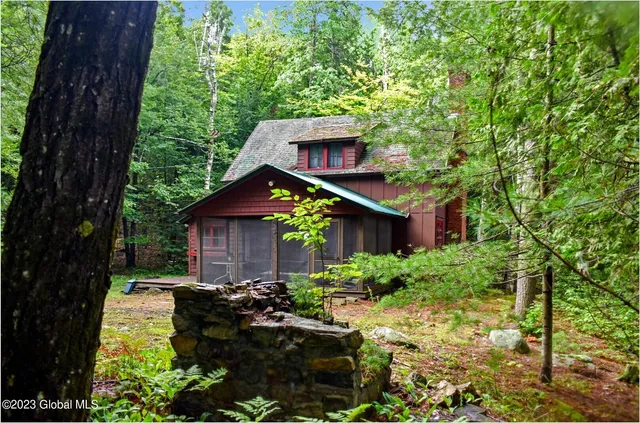 $549,500 | 21 Deepwood Drive, Ticonderoga, NY 12883