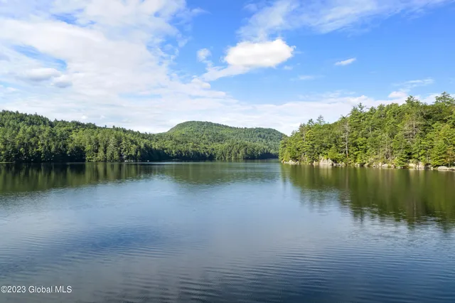 $549,500 | 21 Deepwood Drive, Ticonderoga, NY 12883