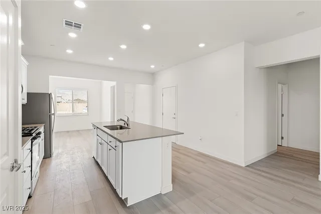 $419,900 | 2739 Amelia Pointe Street, Las Vegas, NV 89156