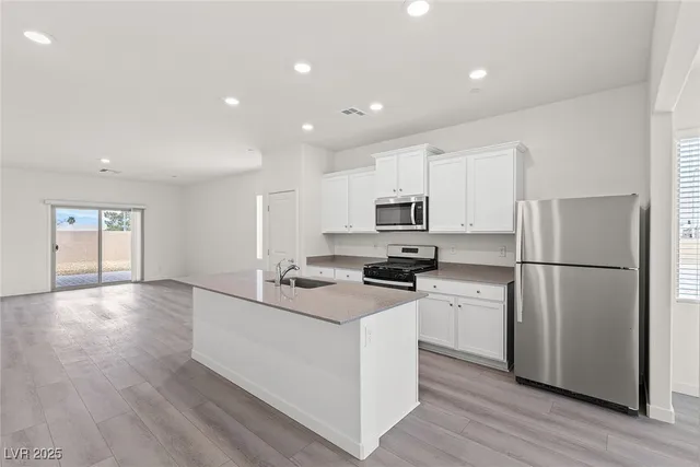 $419,900 | 2739 Amelia Pointe Street, Las Vegas, NV 89156