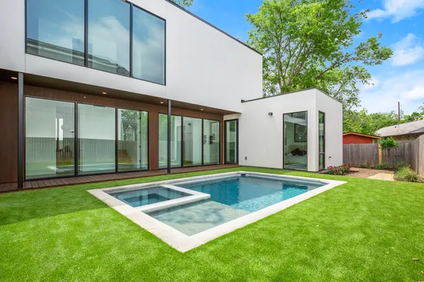 $13,850 | 1805 Collier Street, Austin, TX 78704