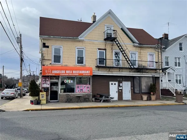 $2,545 | 159 Union Street, Unit 1, Hackensack, NJ 07601
