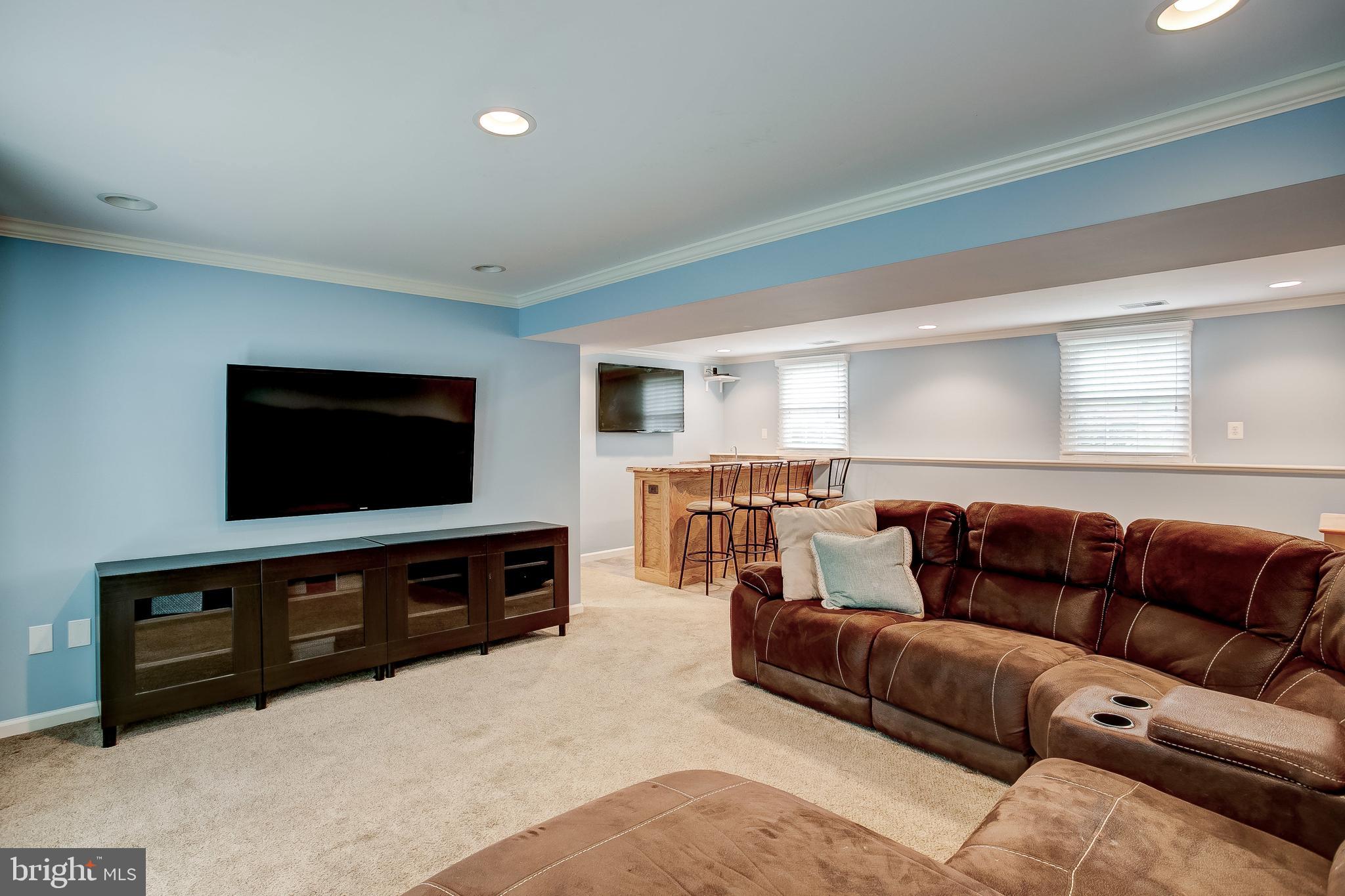 99 Hook Road Westminster, MD 21157 - Photo 23 of 35 LL Family Room