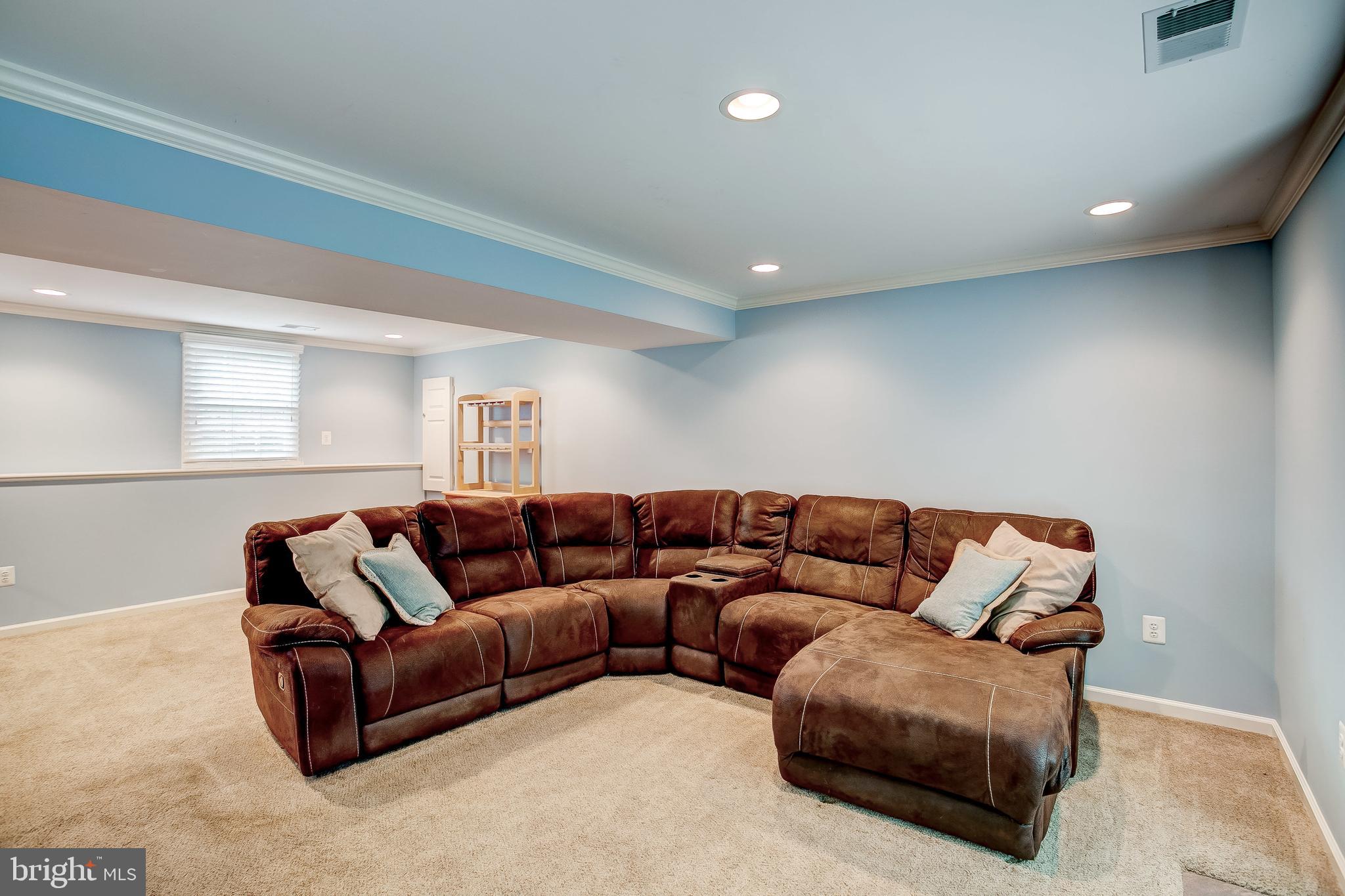 99 Hook Road Westminster, MD 21157 - Photo 25 of 35 LL Family Room