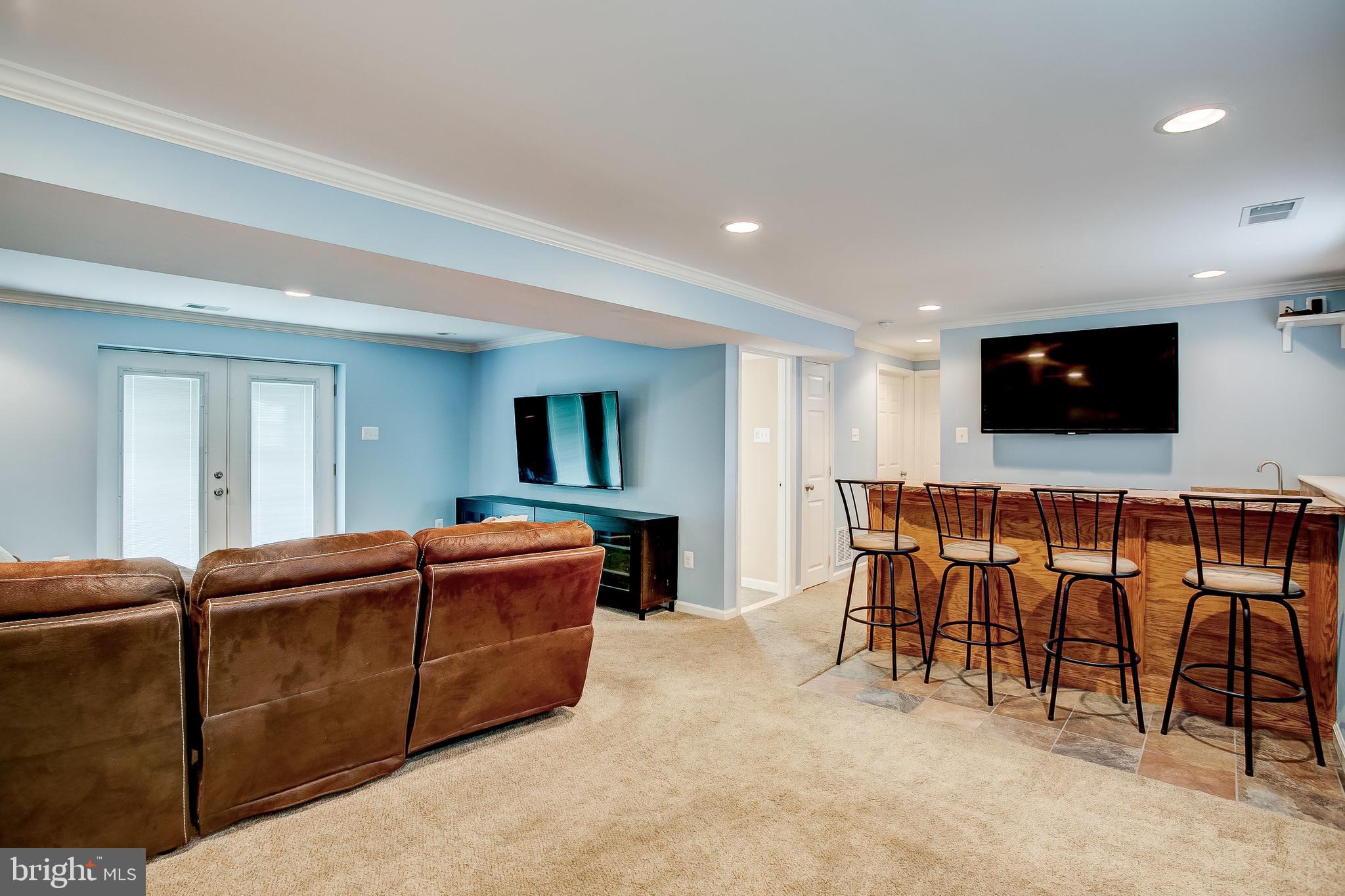 99 Hook Road Westminster, MD 21157 - Photo 26 of 35 LL Family Room