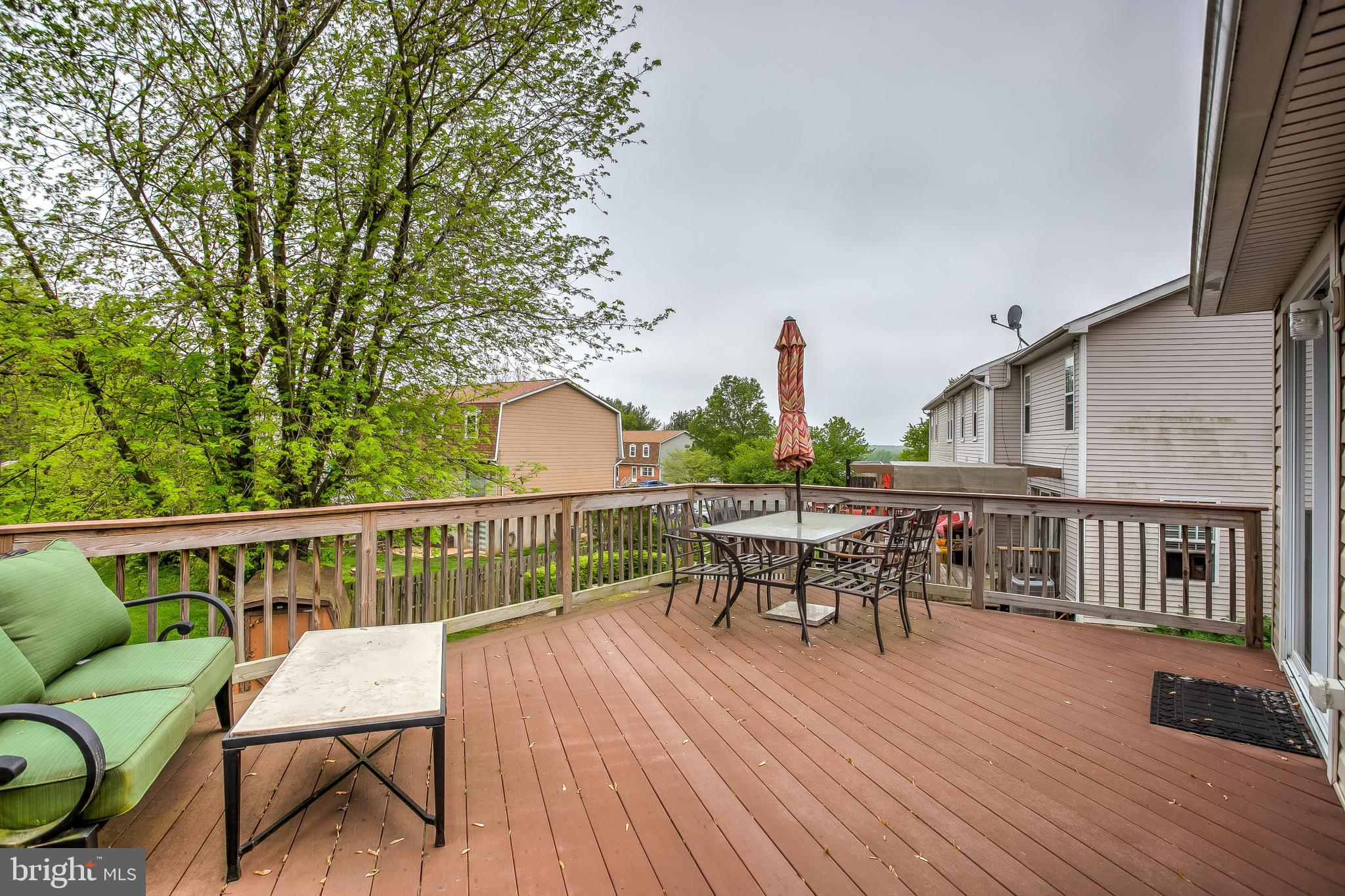 99 Hook Road Westminster, MD 21157 - Photo 30 of 35 Rear Deck