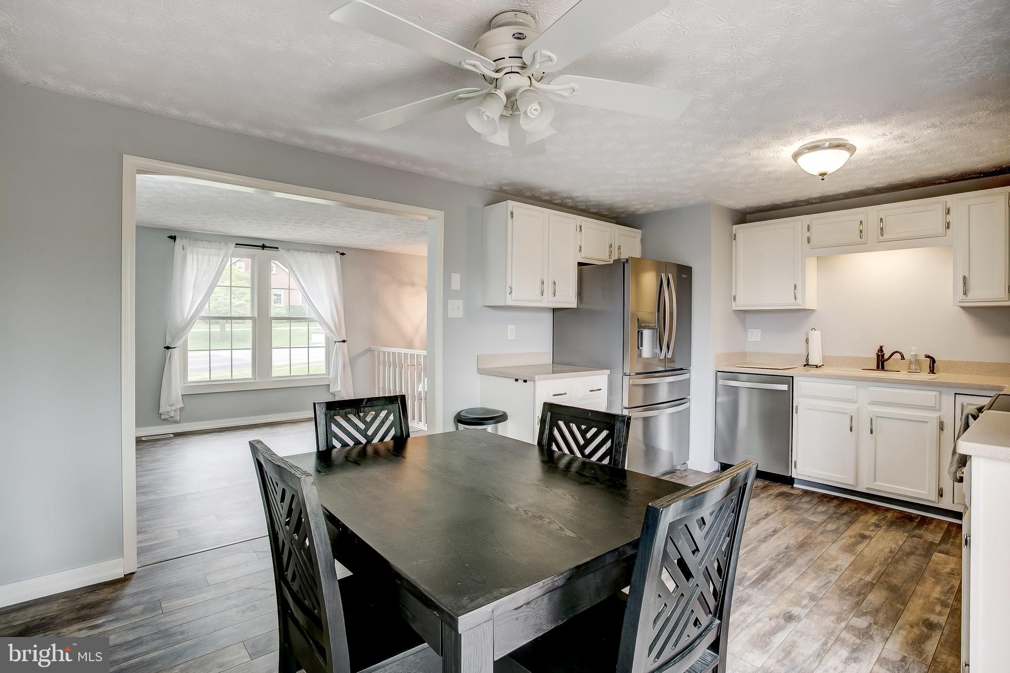 99 Hook Road Westminster, MD 21157 - Photo 7 of 35 Dining/Kitchen