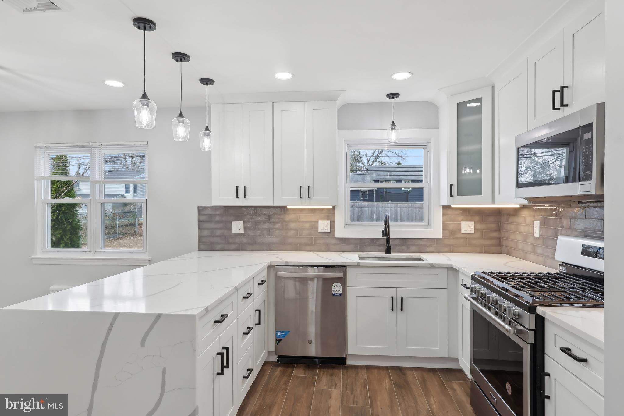 904 Big Oak Road Yardley, PA 19067 - Photo 19 of 56 Kitchen