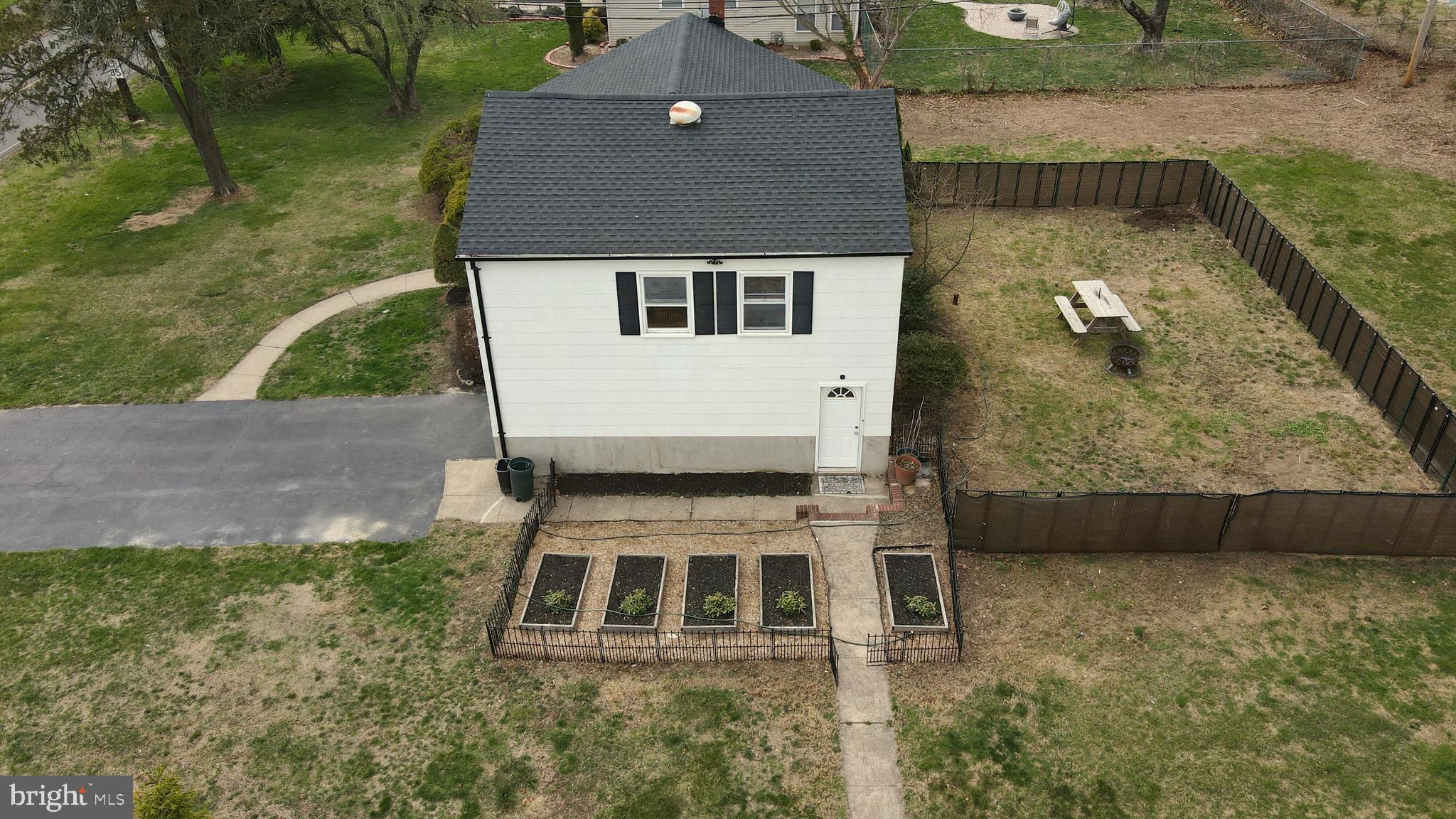 904 Big Oak Road Yardley, PA 19067 - Photo 53 of 56 an aerial view of a house with a yard