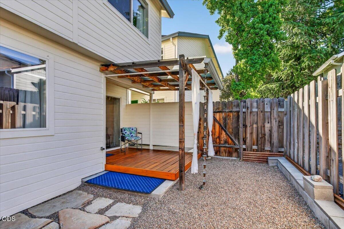 461 Tulipan Way Talent, OR 97540 - Photo 21 of 24