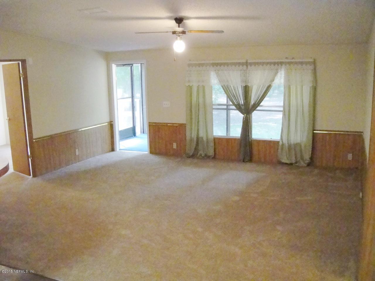 509 Forgotten Way Jacksonville, FL 32221 - Photo 4 of 13 Living Room