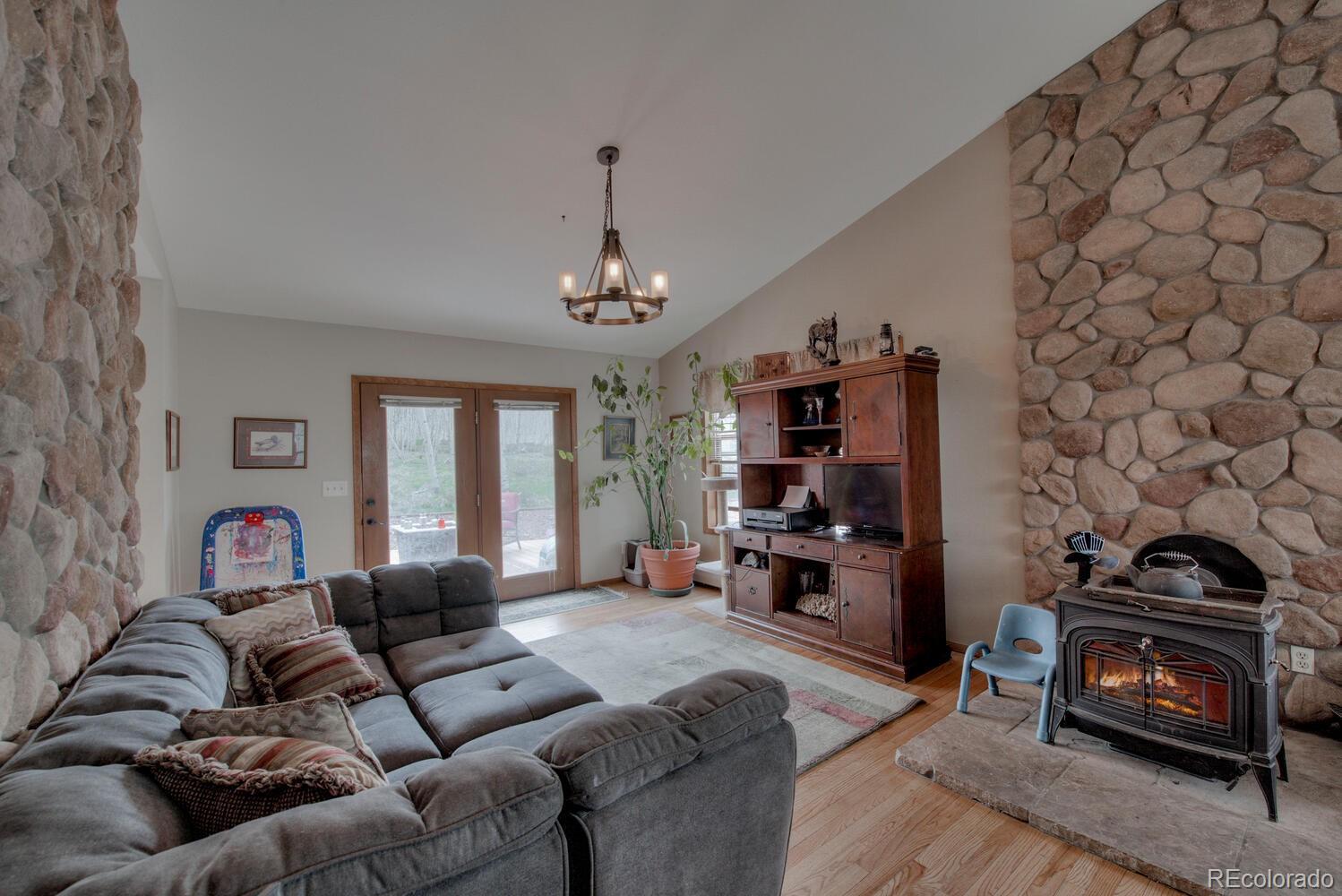 197 Warm Springs Road Fairplay, CO 80440 - Photo 17 of 39 Gallery Image 17