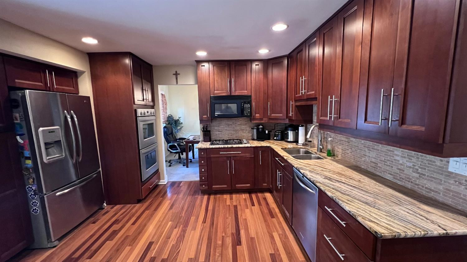 1007 Coldstream Court Crown Point, IN 46307 - Photo 8 of 36 1500x842