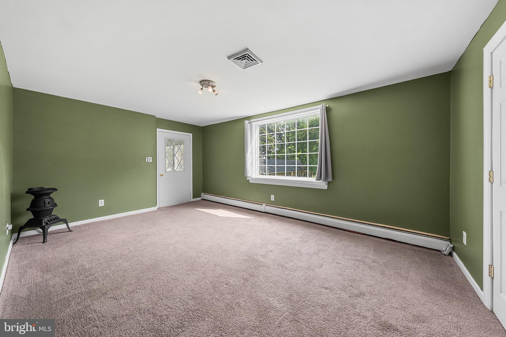1350 Mine Lane Road Easton, PA 18045 - Photo 12 of 42 Gallery Image 12