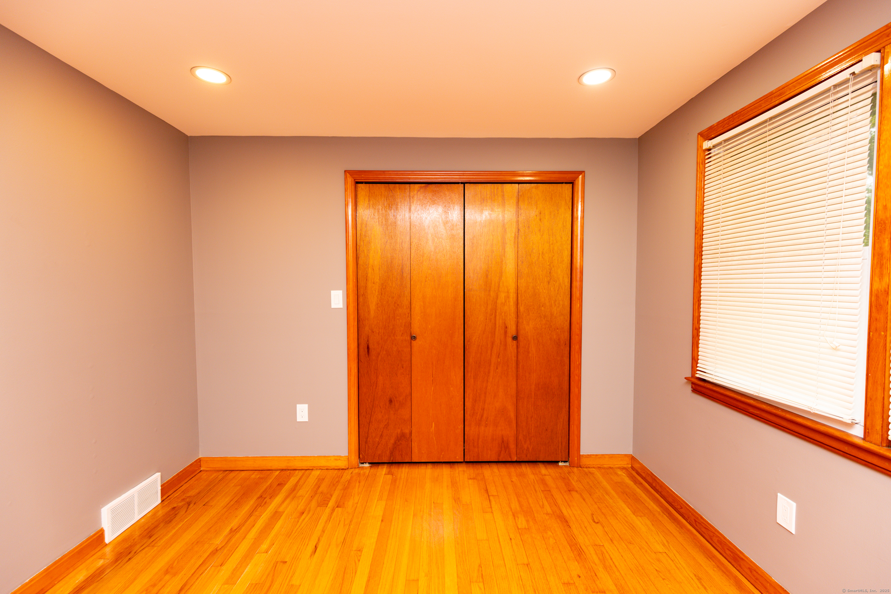 45 Renshaw Road Hamden, CT 06518 - Photo 21 of 26