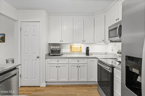 $299,900 | 78 Old Mill Lane, Queensbury, NY 12804