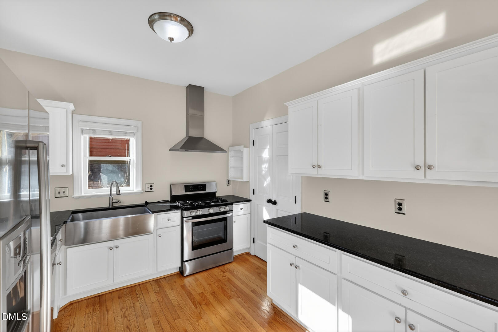 1707 Falls Church Road Raleigh, NC 27609 - Photo 30 of 64 020_IMG_7515