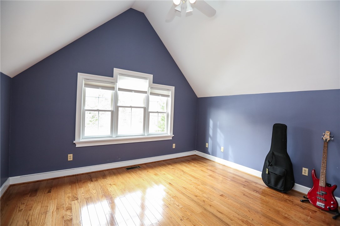 460 Whiting Road Webster, NY 14580 - Photo 2 of 24