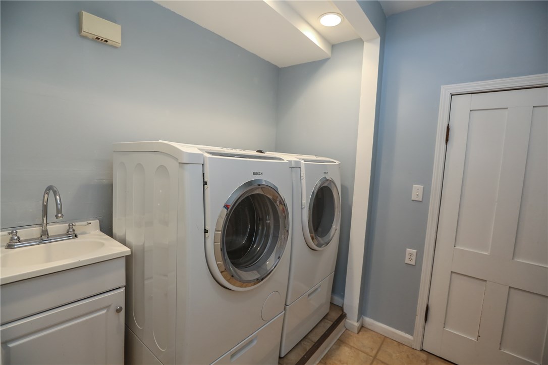 460 Whiting Road Webster, NY 14580 - Photo 23 of 24