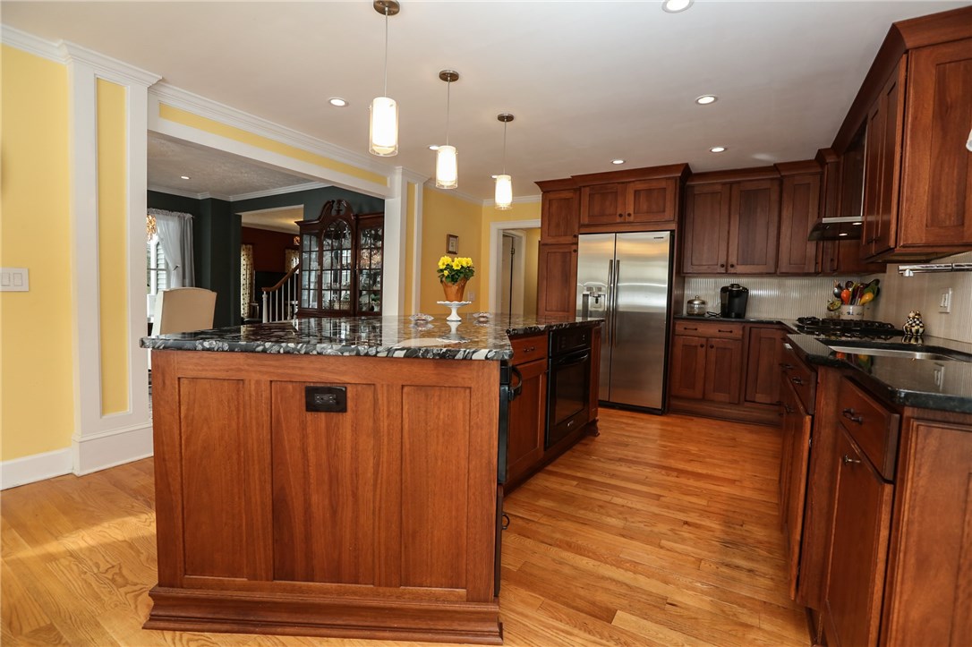 460 Whiting Road Webster, NY 14580 - Photo 7 of 24