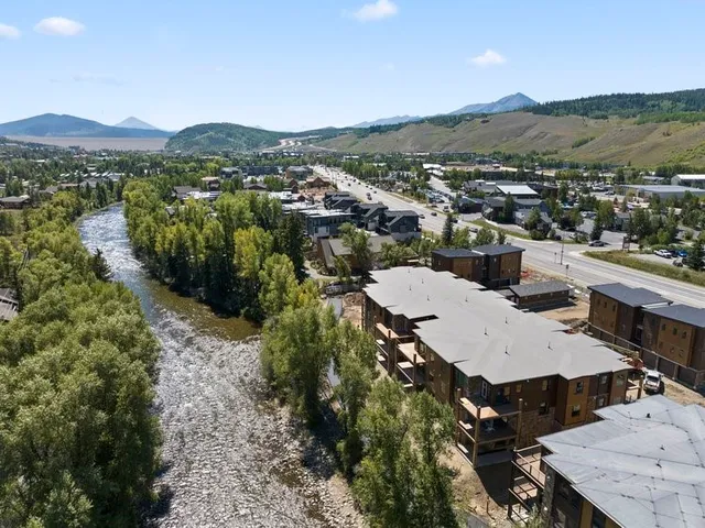 $1,000,000 | 1044 Blue River Parkway, Unit C109, Silverthorne, CO 80498